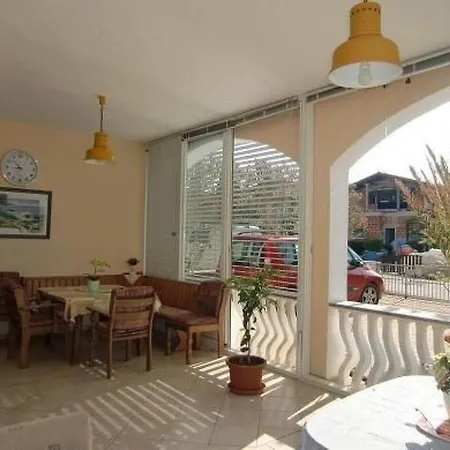 Haus Annabel By Interhome Ferienhaus Vir